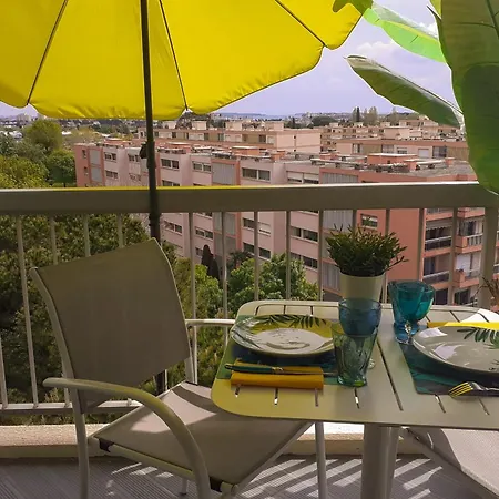 Charming - 2 Pers Close To Cannes