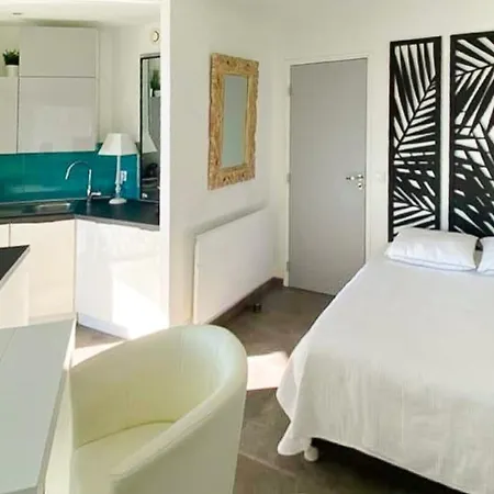 Charming - 2 Pers Close To Cannes * Mandelieu